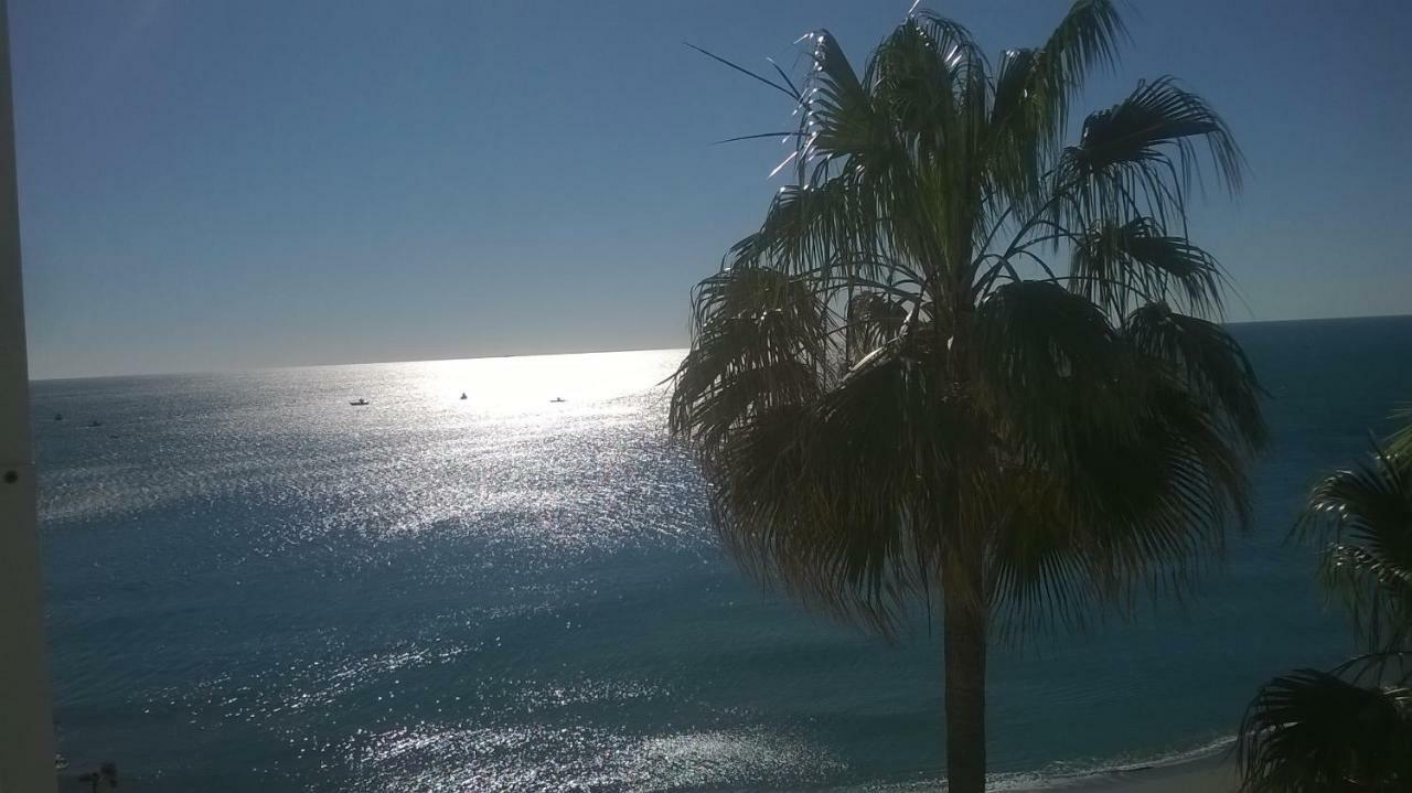 Sea Front With Spacious Balcony Santa Clara Apartment *